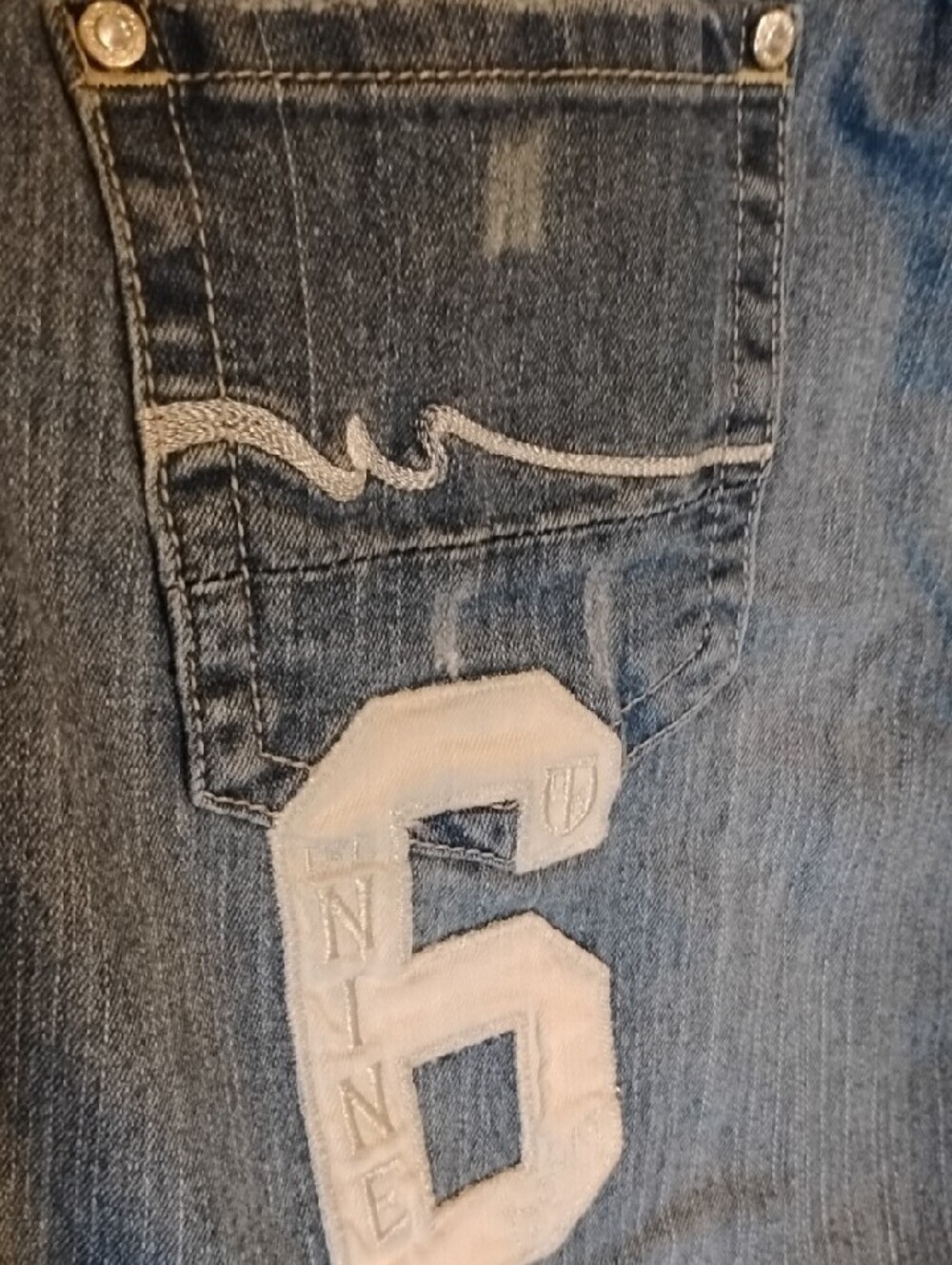 COOGI Women's Blue Straight Leg Jeans with Patch & Distress Details - Picture 4 of 5